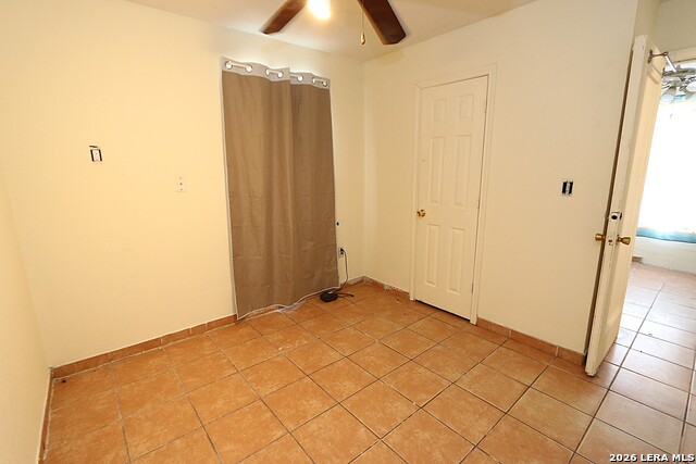 Image 25 of 39 For 910 Culebra  