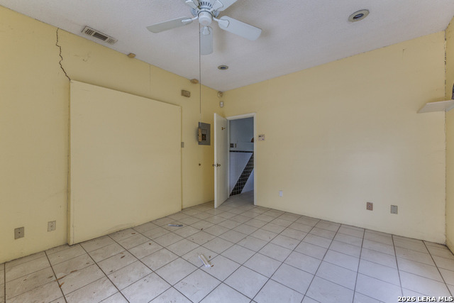 Image 10 of 17 For 3311 Commerce W