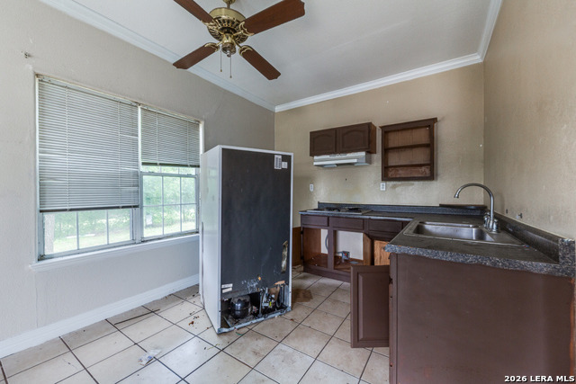 Image 13 of 17 For 3311 Commerce W