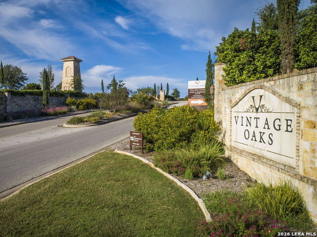 Image 23 of 33 For 1607 Beaujolais