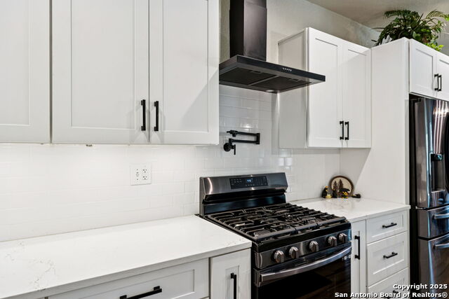 Image 18 of 63 For 177 E Short Meadow Dr