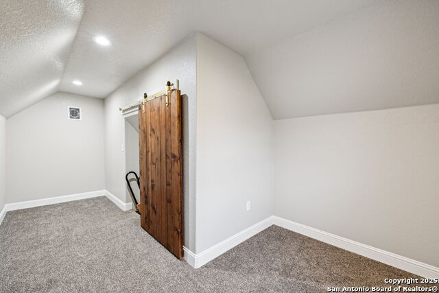 Image 39 of 63 For 177 E Short Meadow Dr