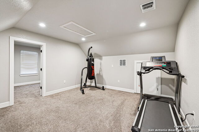 Image 40 of 63 For 177 E Short Meadow Dr