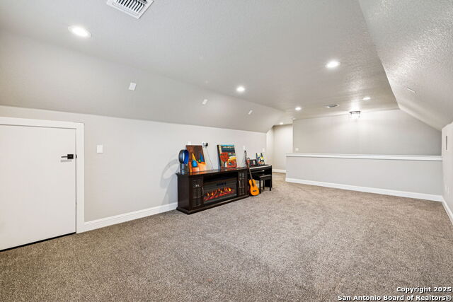 Image 46 of 63 For 177 E Short Meadow Dr