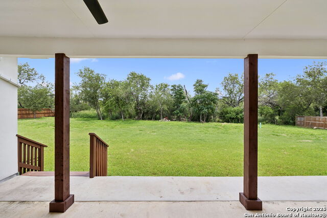 Image 51 of 63 For 177 E Short Meadow Dr