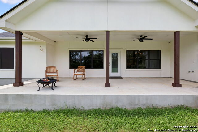 Image 54 of 63 For 177 E Short Meadow Dr