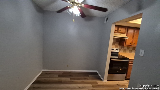 Image 13 of 23 For 14309 Indian Woods