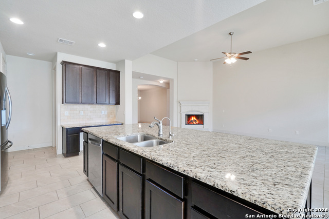 Image 15 of 43 For 4207 Saddle Spur