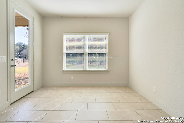 Image 16 of 43 For 4207 Saddle Spur