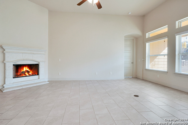 Image 8 of 43 For 4207 Saddle Spur