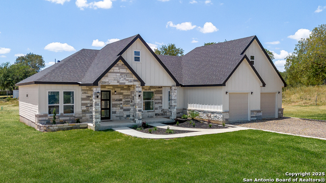 Details for 120 County Road 6852, Lytle, TX 78052