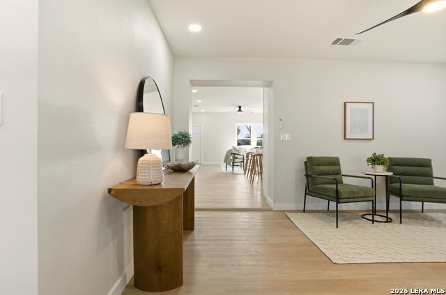 Image 13 of 29 For 293 Lovera  