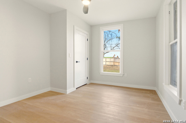 Image 14 of 29 For 293 Lovera  