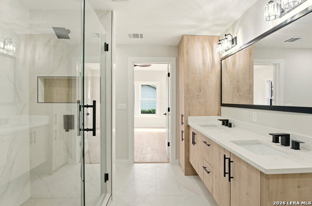 Image 17 of 29 For 293 Lovera  