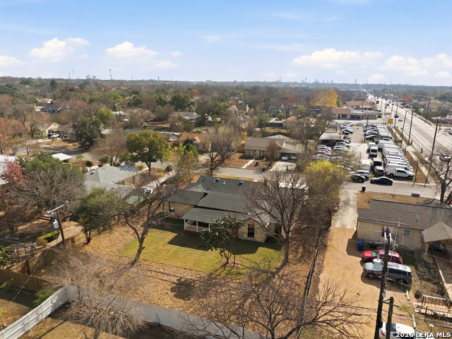 Image 27 of 29 For 293 Lovera  