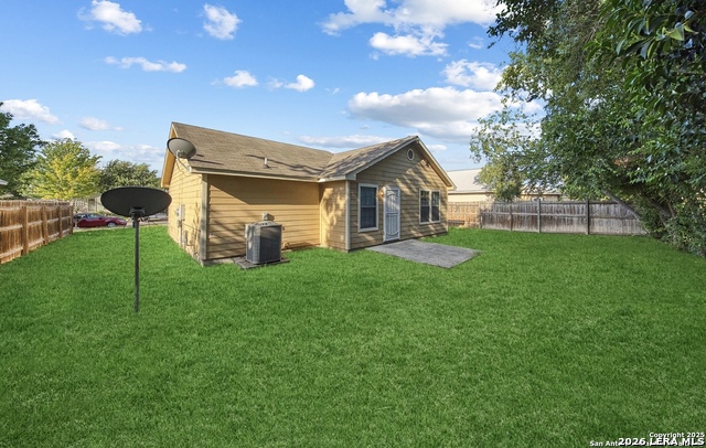 Image 17 of 19 For 515 Belcross