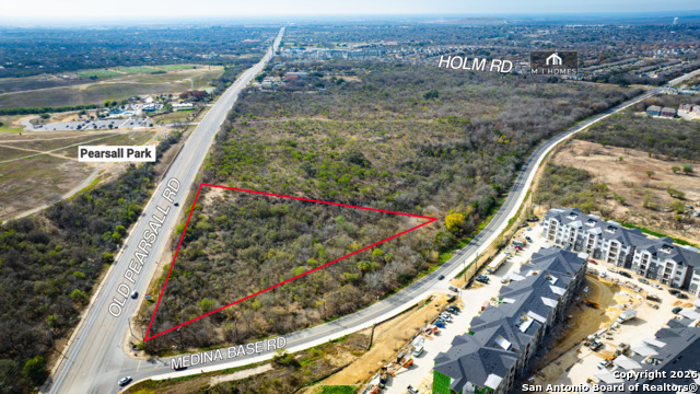 Listing photo id 0 for 5139 Old Pearsall Rd