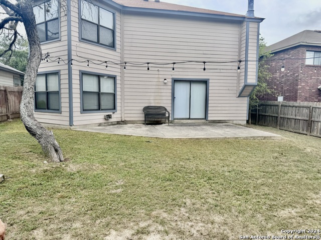 Image 38 of 39 For 10527 Dugas Dr