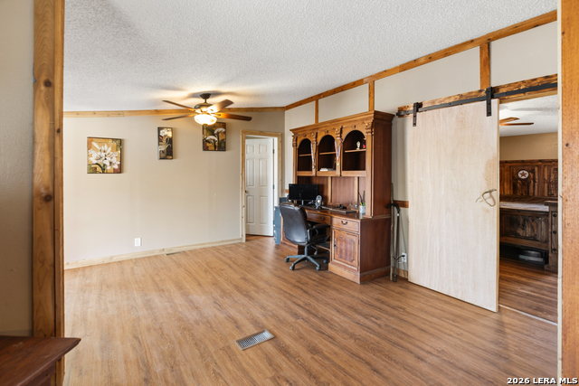 Image 11 of 43 For 470 Lyon  