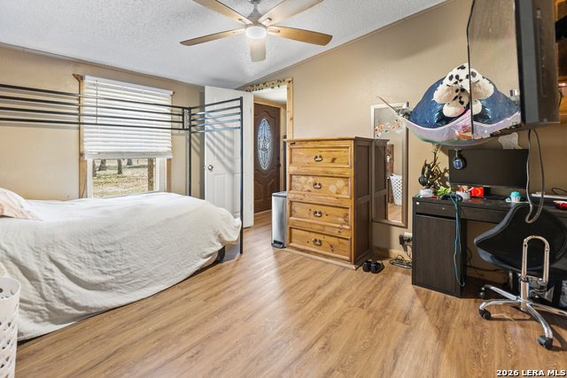 Image 36 of 43 For 470 Lyon  