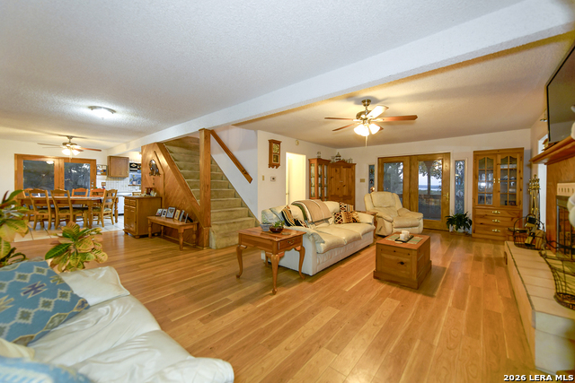 Image 12 of 49 For 315 White Oak