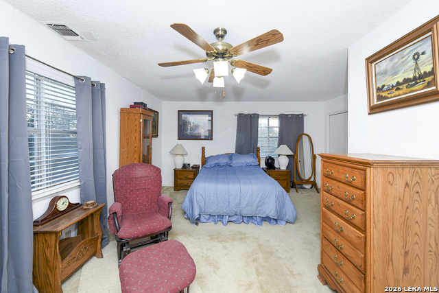 Image 29 of 49 For 315 White Oak