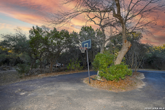 Image 41 of 49 For 315 White Oak