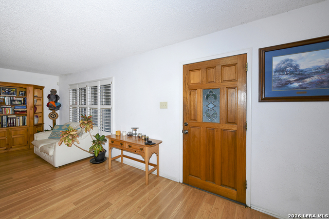 Image 7 of 49 For 315 White Oak