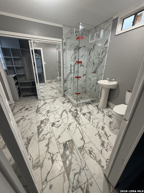 Image 4 of 6 For 6305 Village Arbor