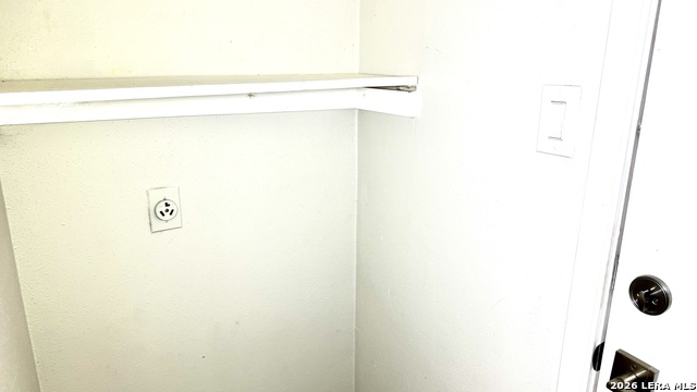 Image 10 of 26 For 10098 Birch Field Dr.