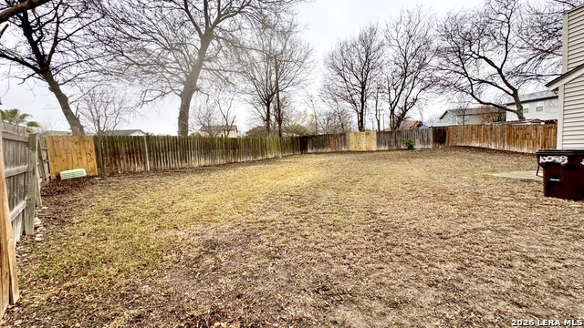 Image 21 of 26 For 10098 Birch Field Dr.