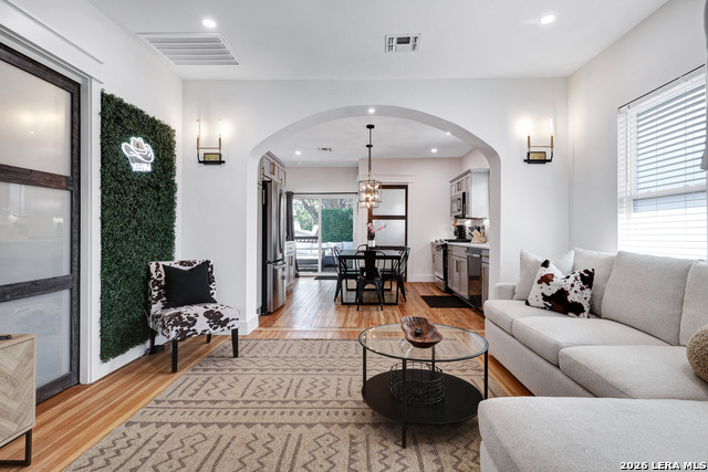 Image 15 of 55 For 324 Hammond  