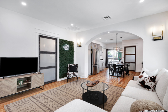 Image 16 of 55 For 324 Hammond  