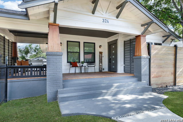 Image 4 of 55 For 324 Hammond  