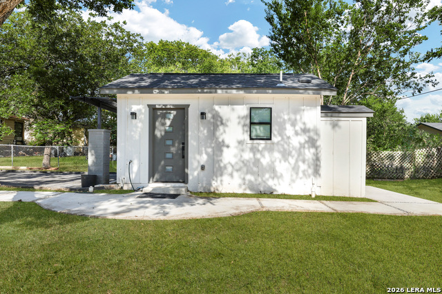 Image 42 of 55 For 324 Hammond  