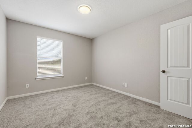 Image 24 of 32 For 5764 Maxfli  