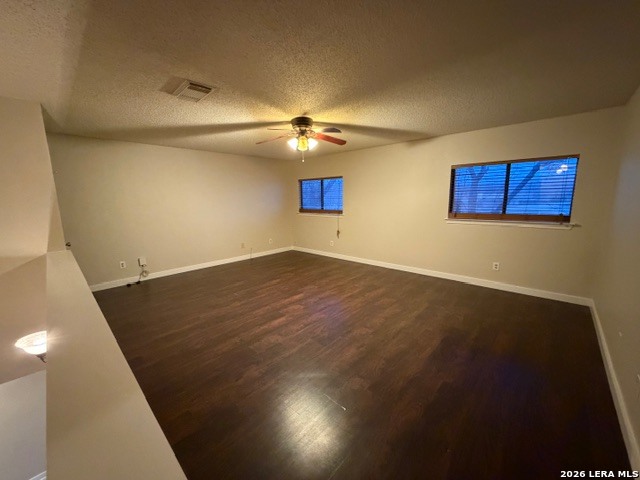 Image 9 of 18 For 7823 Crystal Point