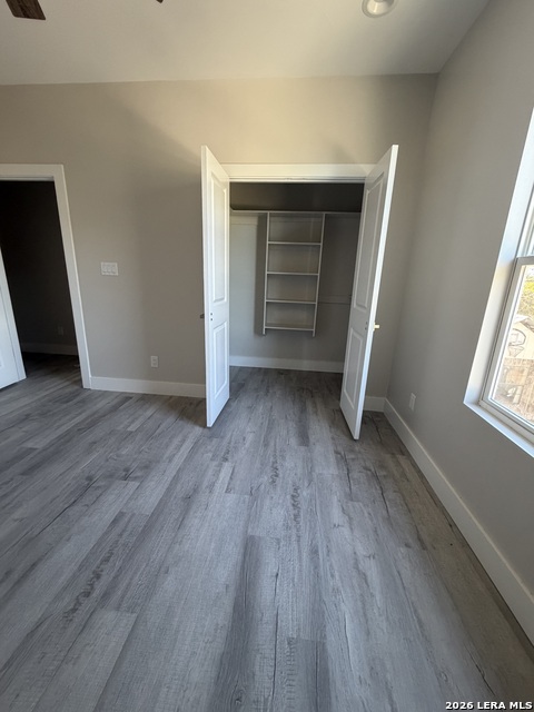 Image 24 of 32 For 2610 Woodbury St  102