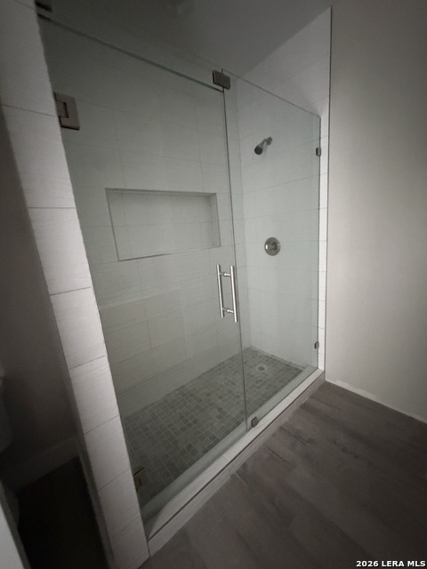 Image 26 of 32 For 2610 Woodbury St  102