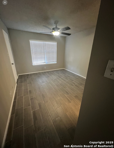 Image 10 of 12 For 10955 Wurzbach  903