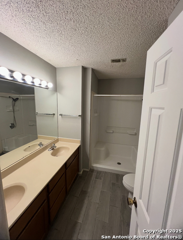 Image 6 of 12 For 10955 Wurzbach  903