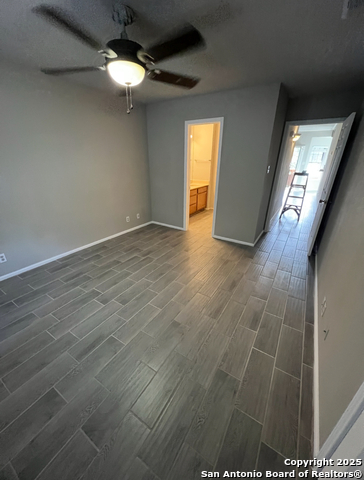 Image 9 of 12 For 10955 Wurzbach  903