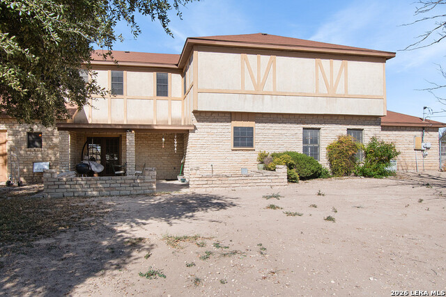 Listing photo id 26 for 126 Packsaddle Circle