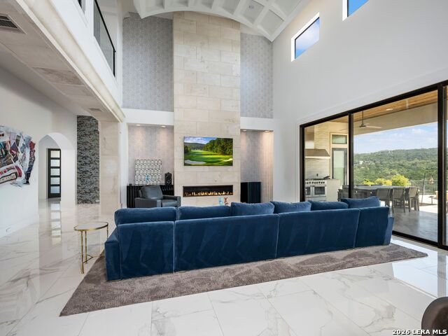 Image 11 of 55 For 23 Grand Terrace