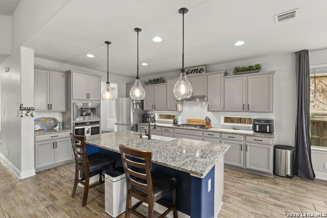 Image 10 of 50 For 29023 Front Gate