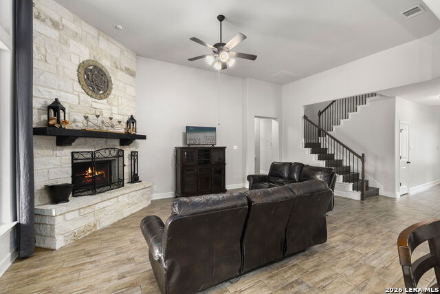 Image 8 of 50 For 29023 Front Gate