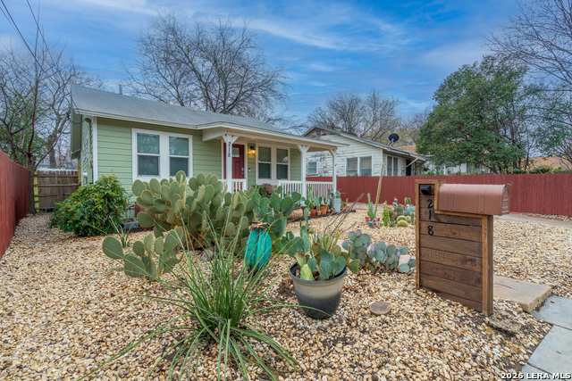 Image 2 of 38 For 218 Vereda  