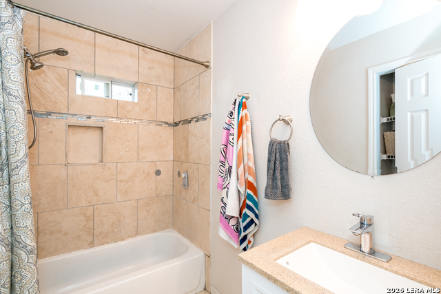 Image 30 of 38 For 218 Vereda  