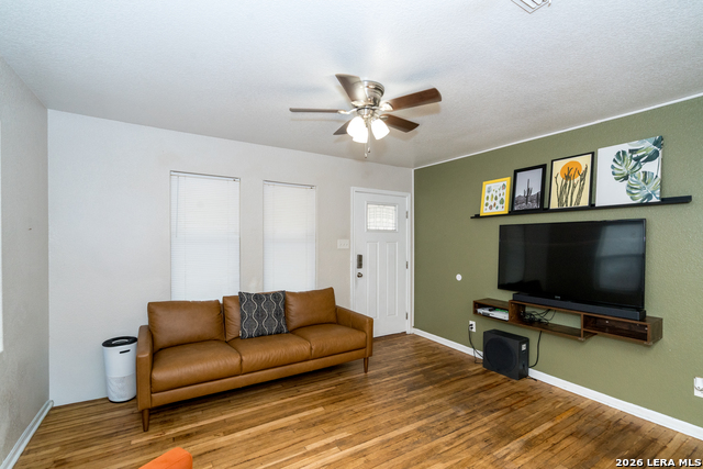 Image 9 of 38 For 218 Vereda  