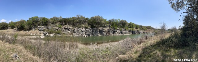 Image 16 of 25 For 252 River Cliff